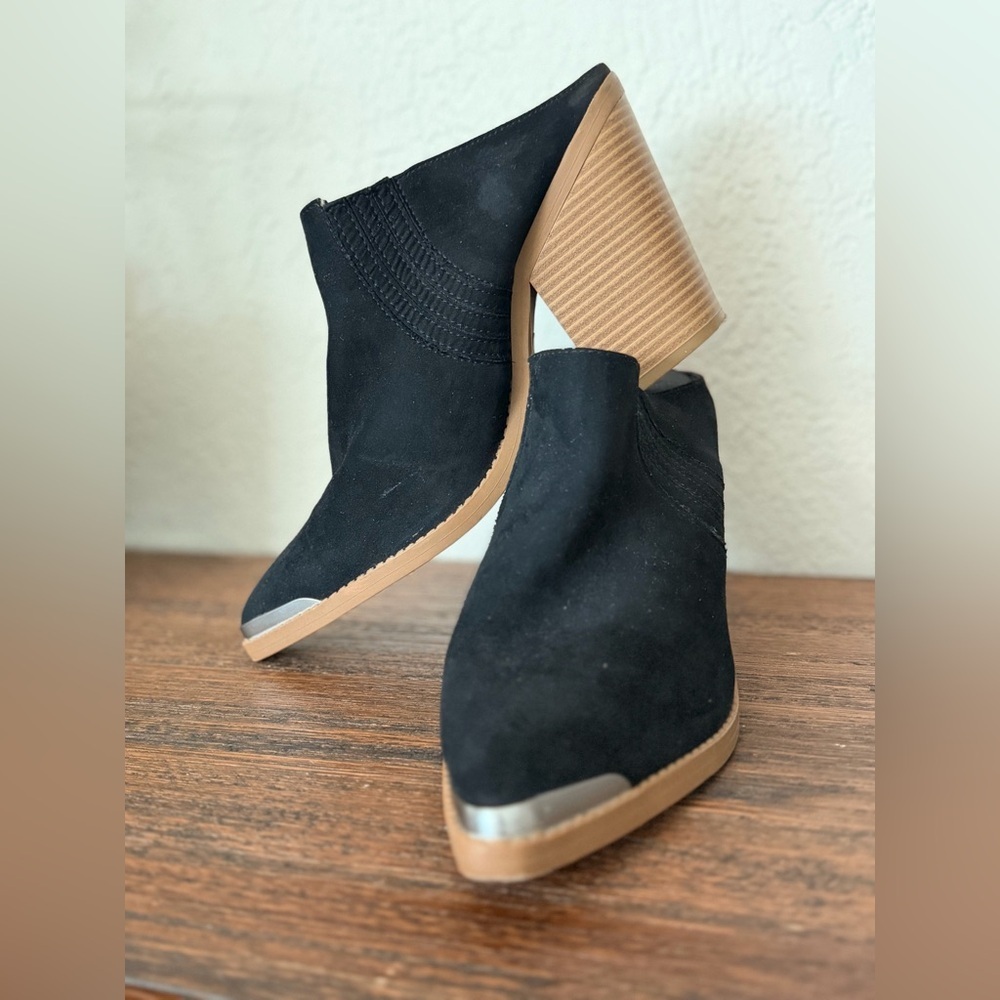 SUN + STONE Deyzaa Mule Pumps Ponted Toe Block Heel Black 11M - Picture 14 of 15